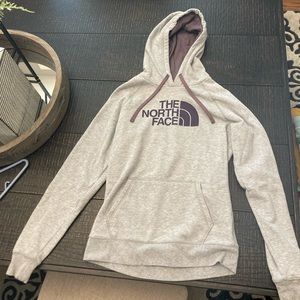 Women’s Medium The North Face hoodie